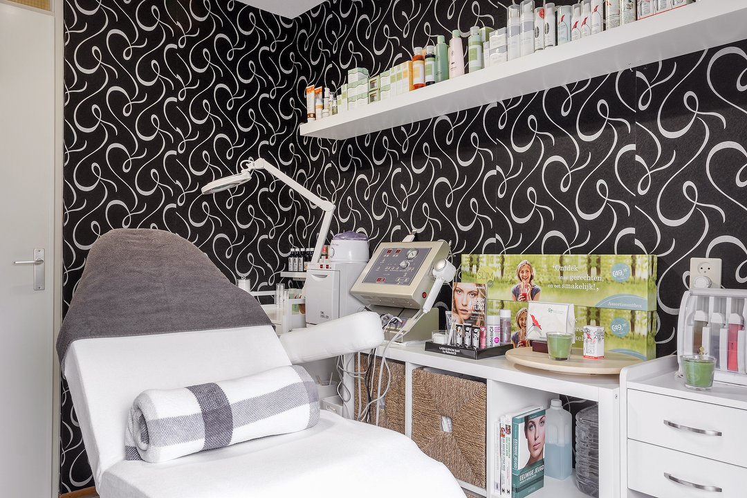 Balanced beauty care, Almere Stad, Almere