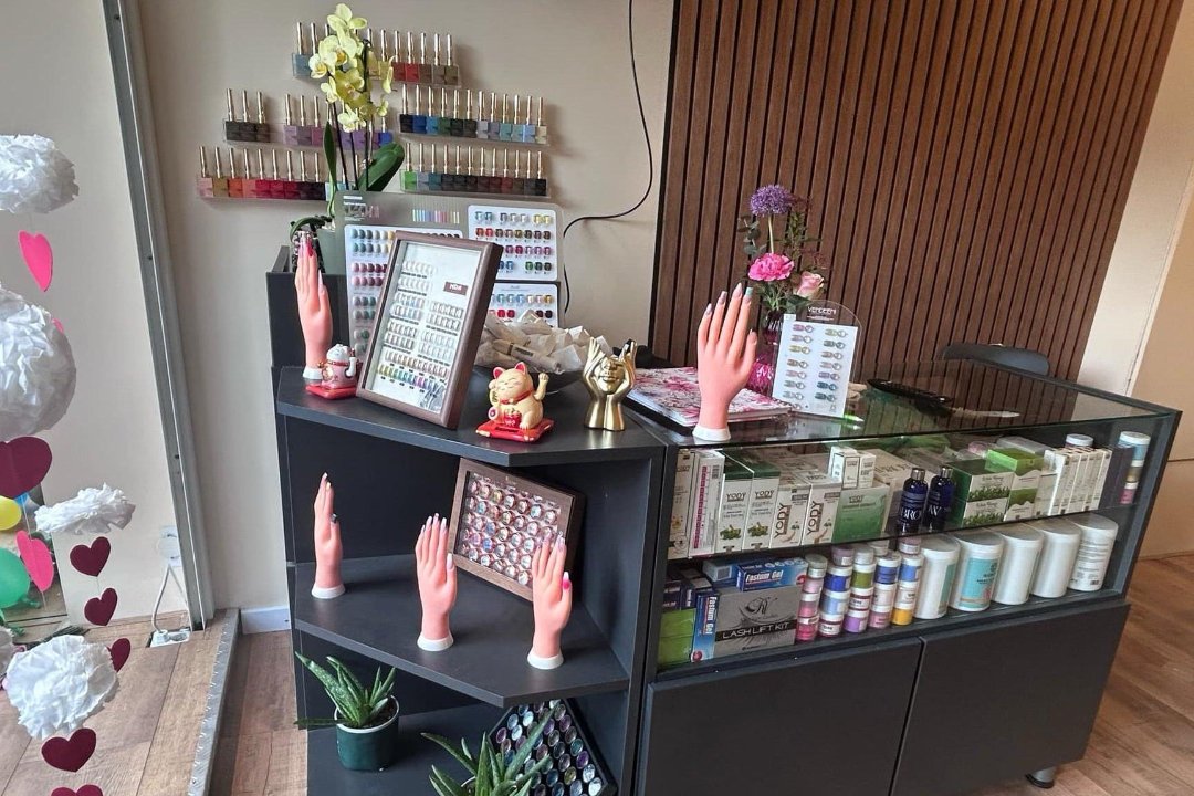 PAM Nails & Beauty, Algarve, Noord-Holland