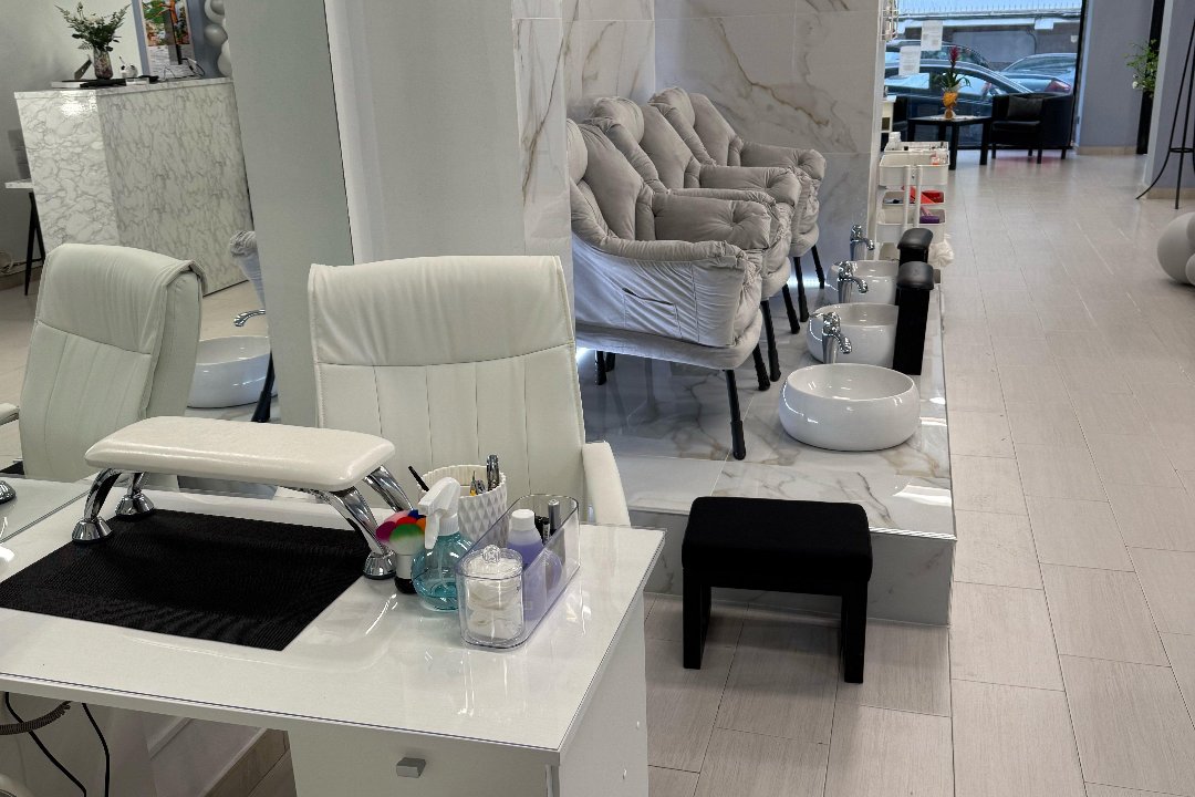 Sol Uñas y Estética, Móstoles, Comunidad de Madrid