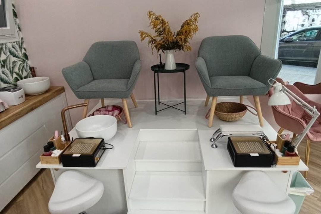 Trendy y Nails Poble Sec, el Poble Sec, Barcelona