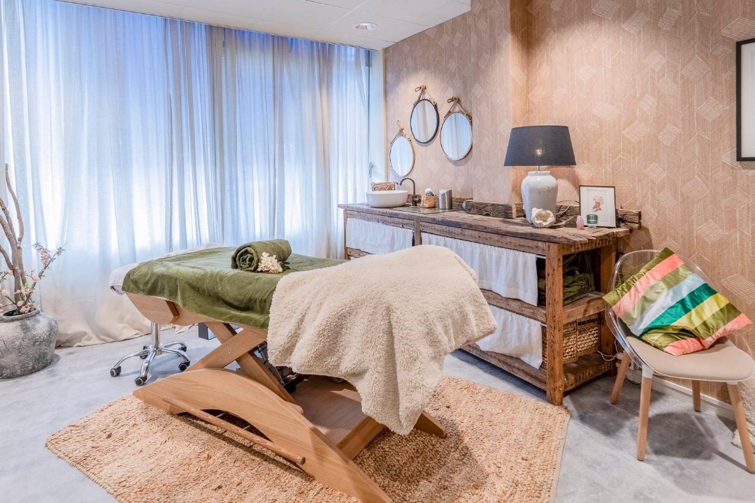 Flo Vitaliteit & Massage, Hilversum-Centrum, Noord-Holland