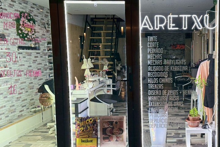 Aretxu - Onglerie Bilbo - Photo de couverture - OneBooking