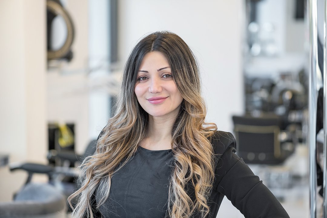 Famous Hair Friseur In Altona Hamburg Treatwell