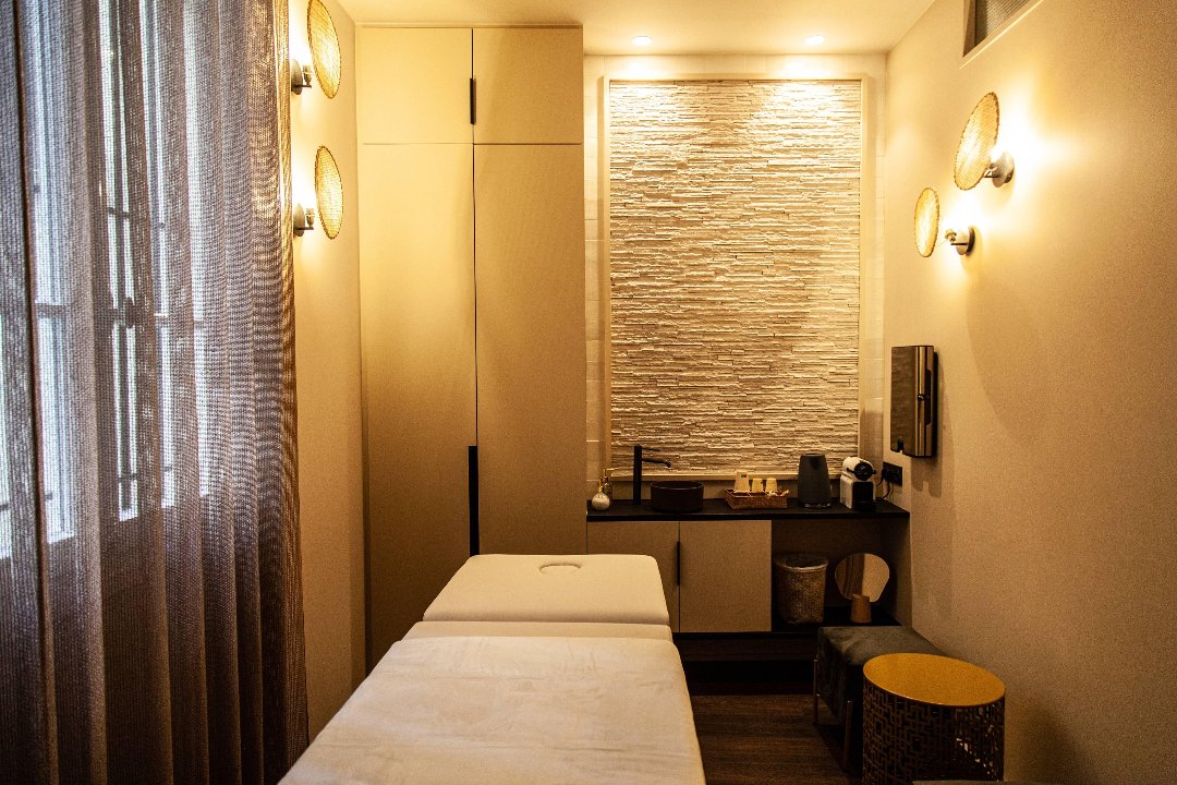 Your healing Space, Rue Saint-Honoré, Paris