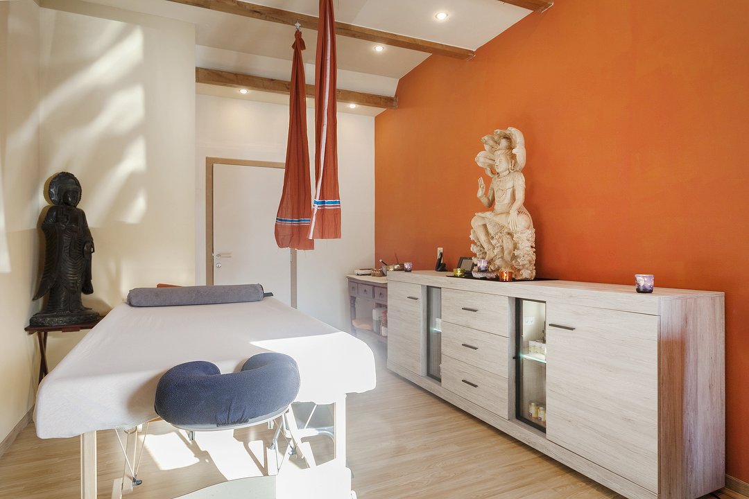 Suriya Ayurveda, Saint-Nicolas, Province de Flandre-Orientale