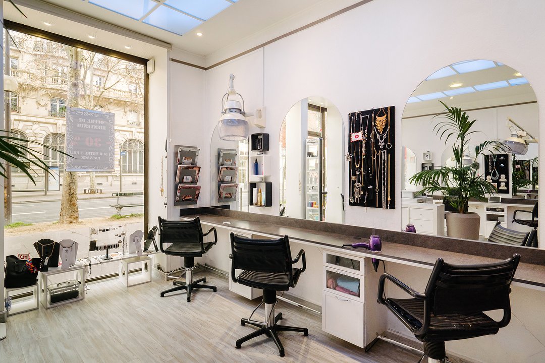 L M Coiffure Coiffure A Reuilly Diderot Paris Treatwell