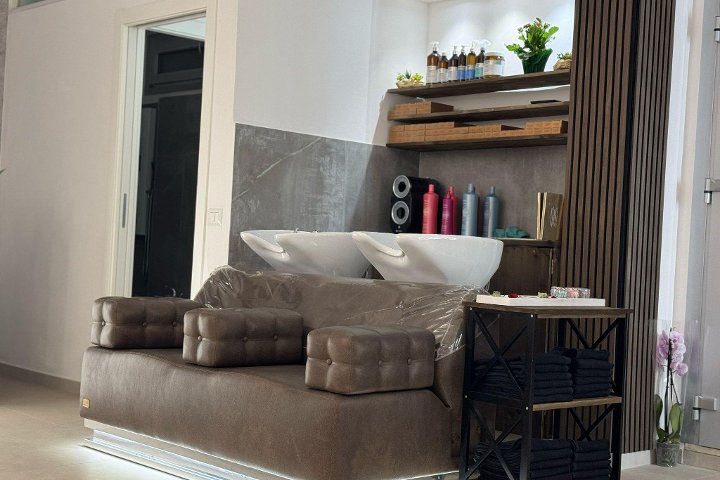 Regenera Hair & Beauty Spa - Spa Modena MO - Photo de galerie - OneBooking
