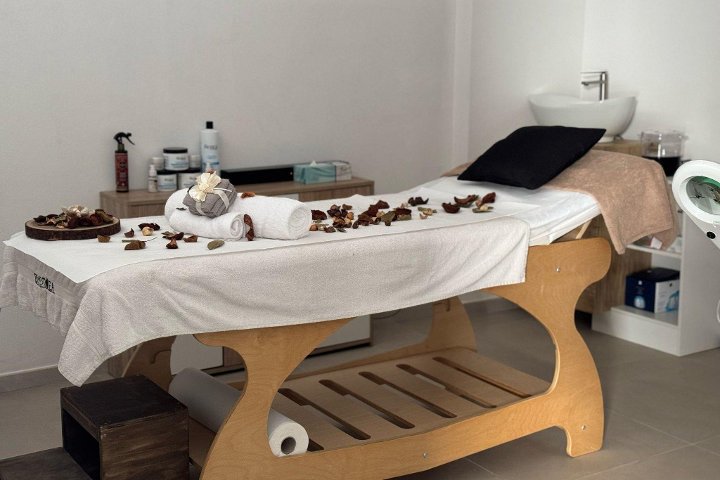 Regenera Hair & Beauty Spa - Spa Modena MO - Photo de galerie - OneBooking