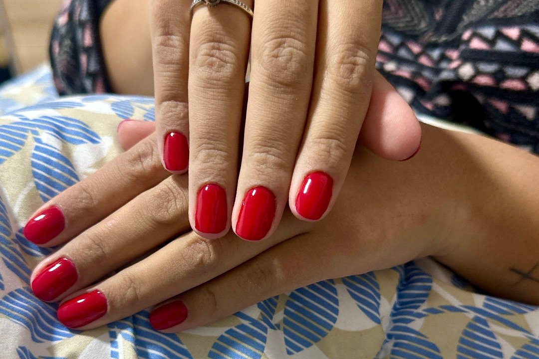 Uñas de Valery, Faitanar, Valencia