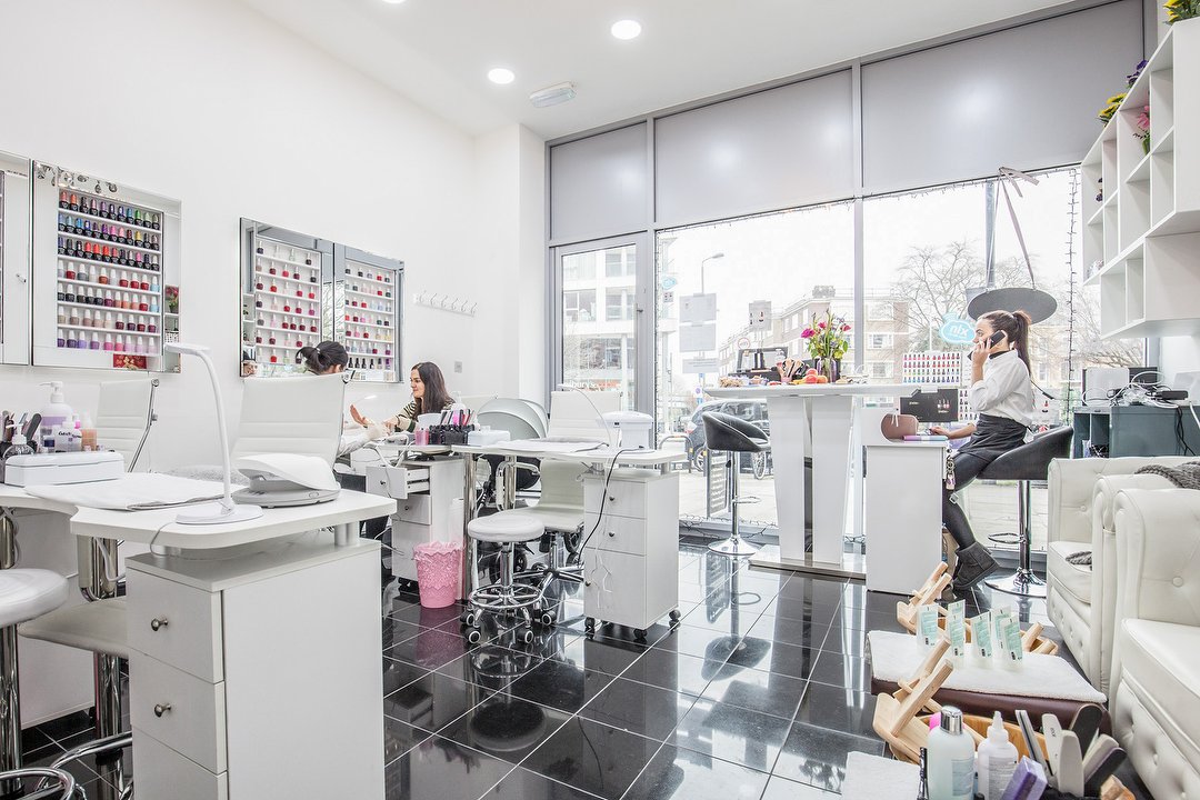 Sophia's Nail Spa, Putney, London