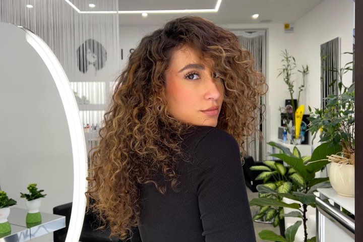 Iside Hair Design