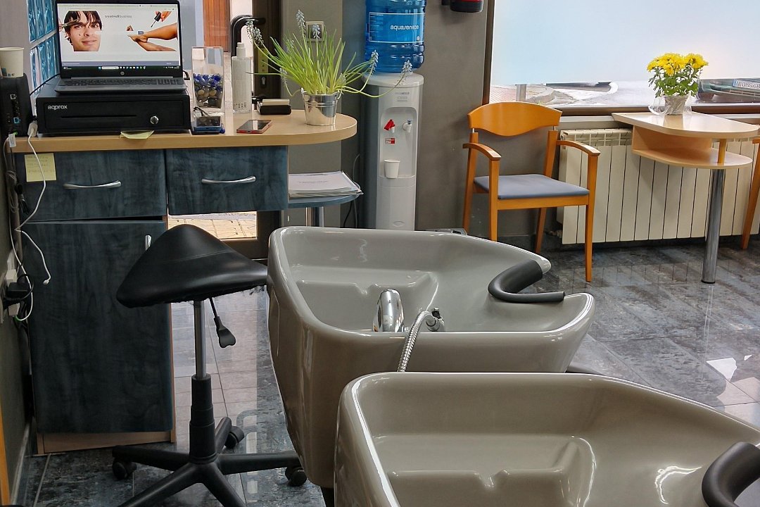 Peluquería Corte & Estilo, Tudela