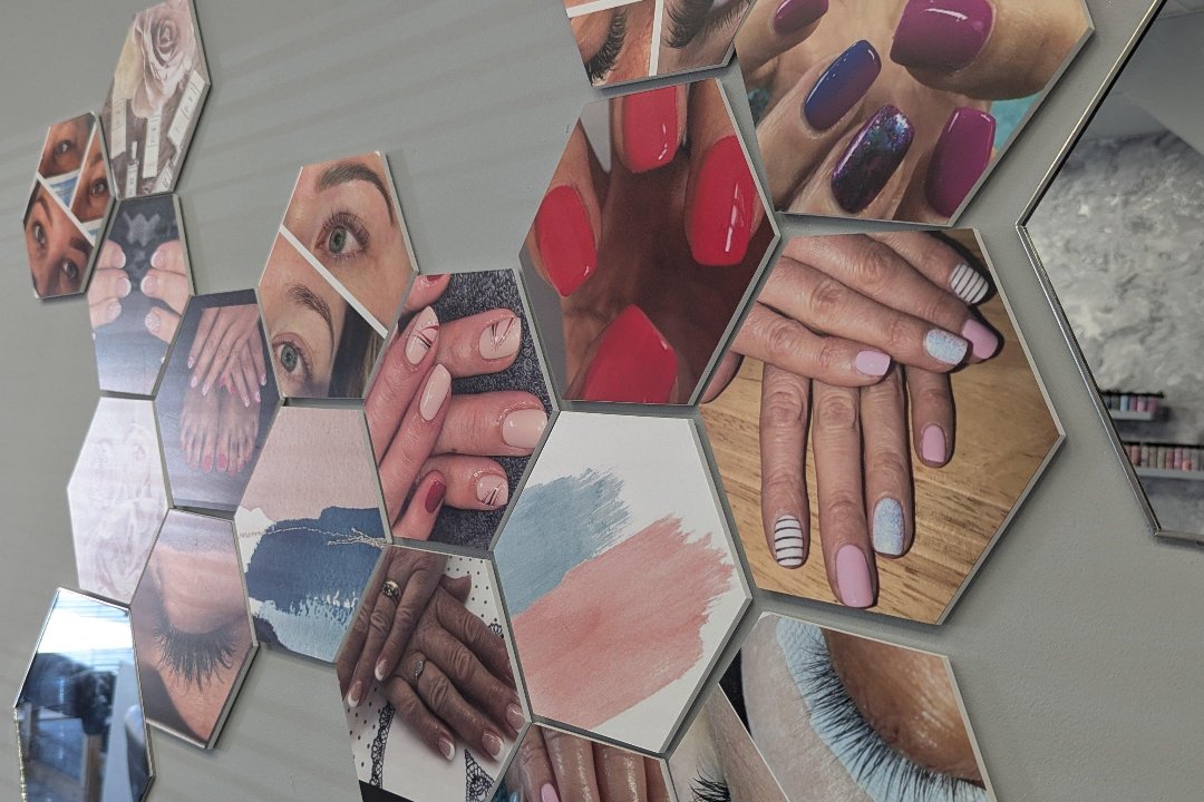 The nail and beauty lounge, Palterton, Derbyshire