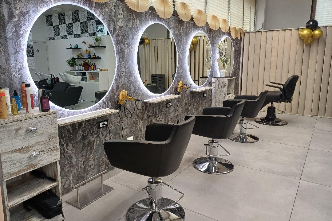 Parrucchieri Aurora Hair Salon, Pieve Modolena, Reggio Emilia