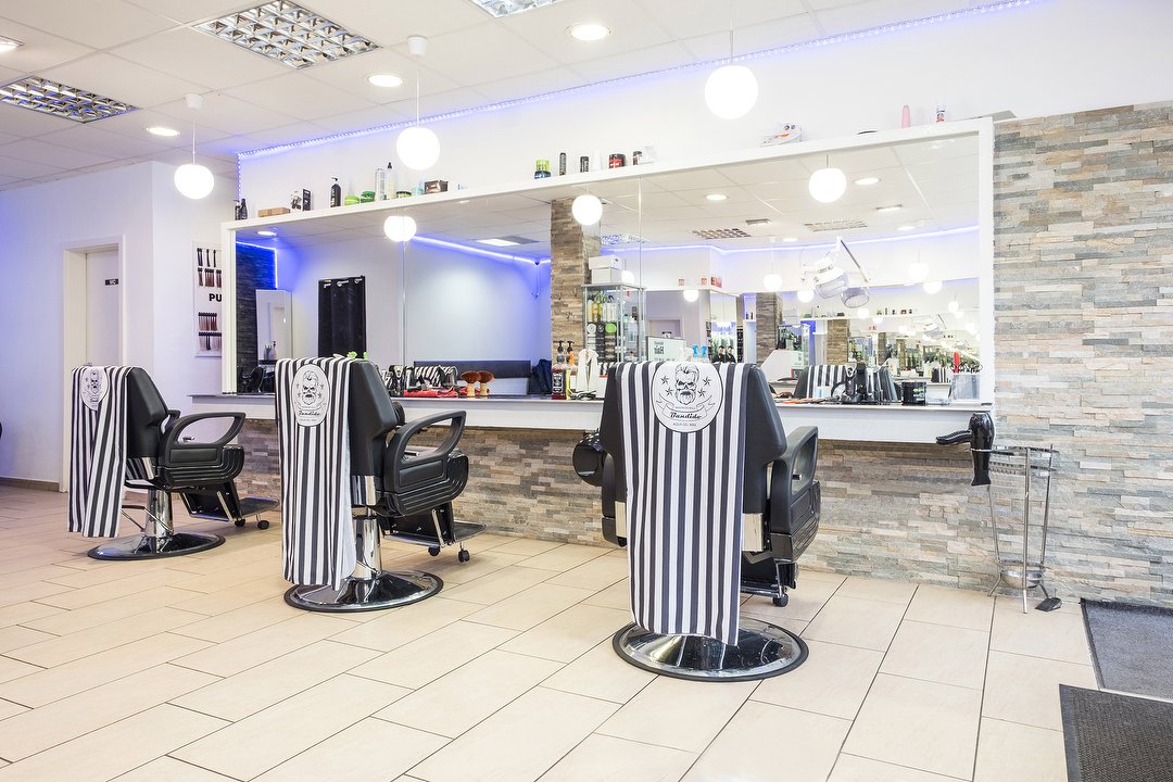 Elegant Hair Friseur In Moosach Munchen Treatwell