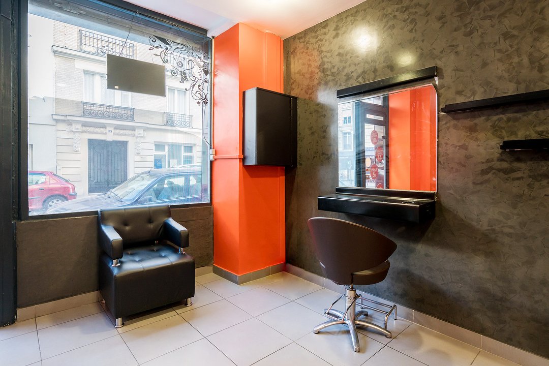 2S Coiffure & Esthétique, Combat, Paris