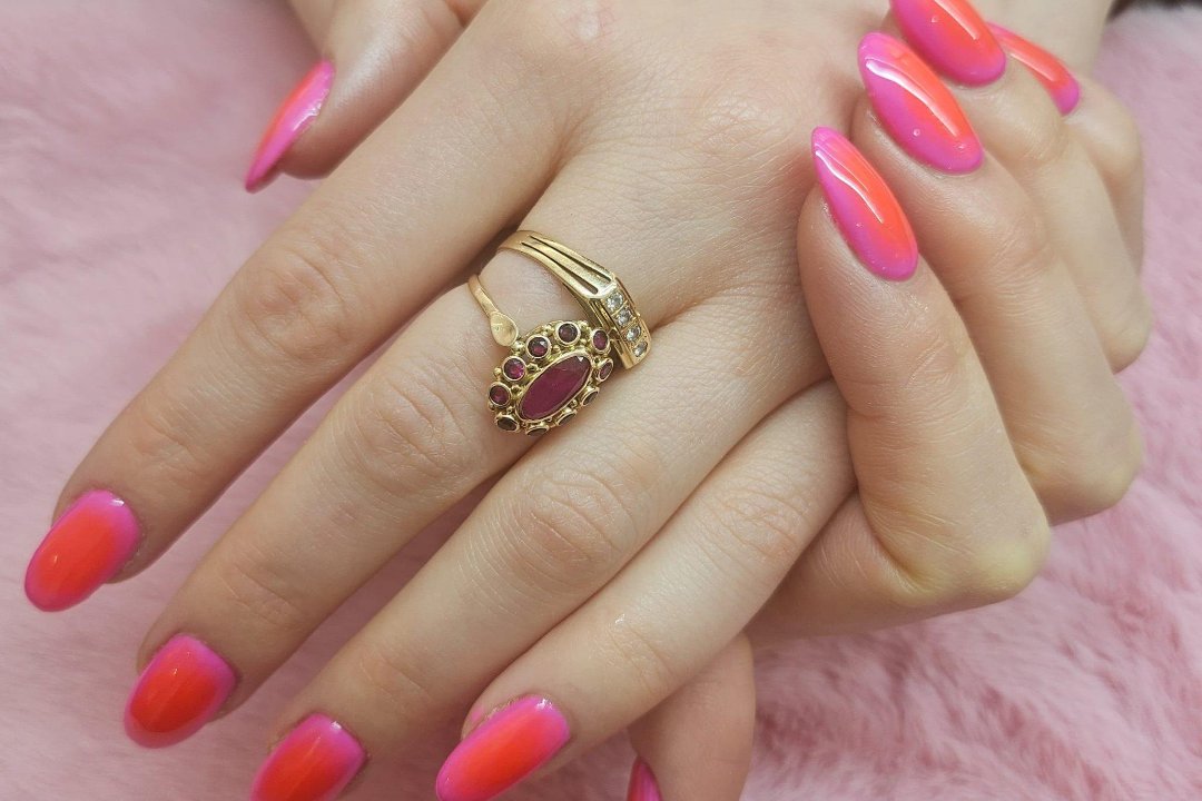 Dung Nails, De Nollen, Alkmaar