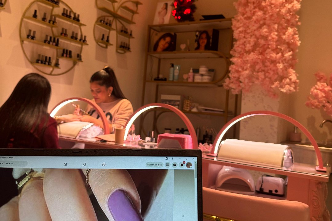 Zeneyda Nails, Parque El Calero, Madrid