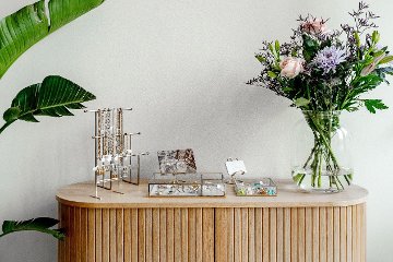 N-Sister Beauty Bar