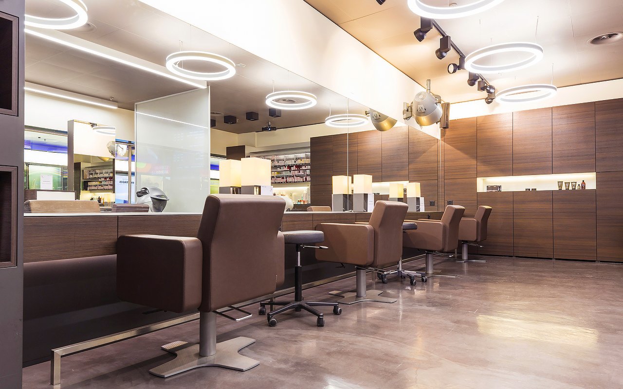 Coiffeure in der Nähe von Zürich Hauptbahnhof, Zürich Treatwell