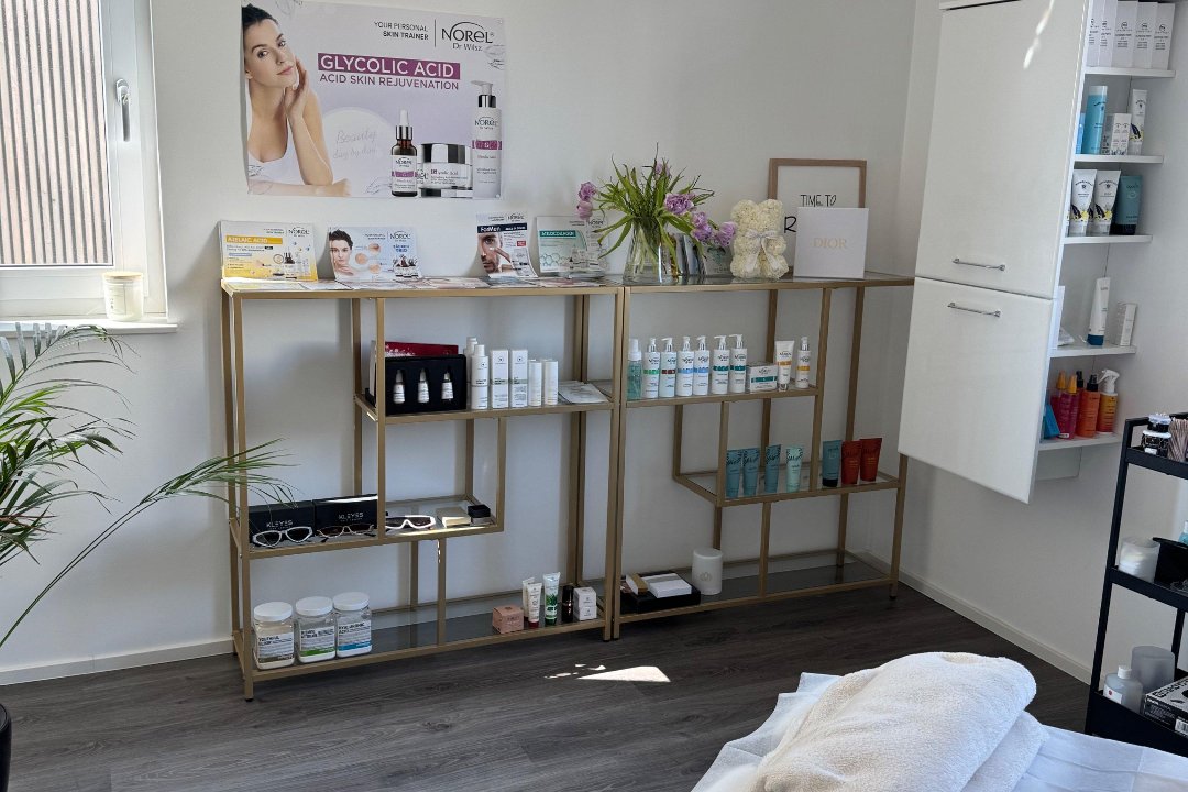 Kristina Ecke Skincare & Beauty, Herzogenaurach, Bayern