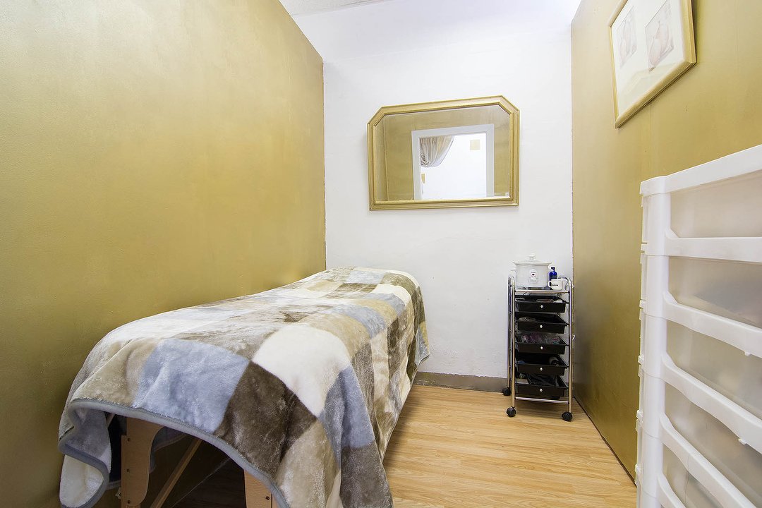SK Beauty Concepts, Kelvinbridge, Glasgow