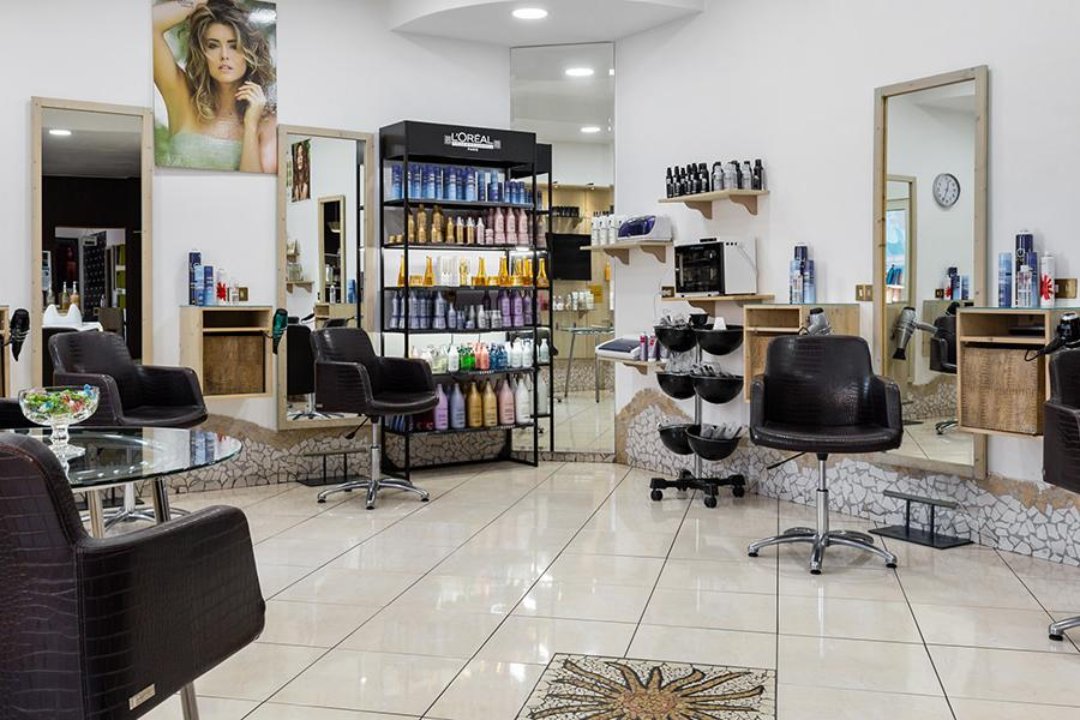 Atelier Hair di Salvatore Marano, Chiaiano, Napoli