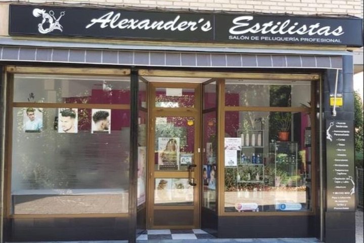 Peluquería y Estética Alexander's Estilistas - Sourcils & cils Móstoles - Photo de galerie - OneBooking
