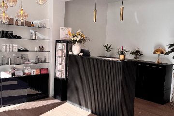 Glow Cosmetics & Make Up by Kathrin Gebler