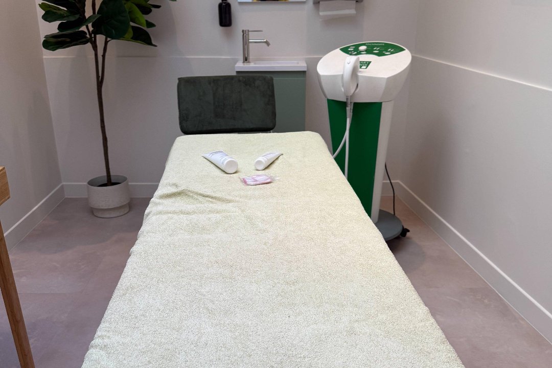 F M. Beauté, Levallois-Perret, Hauts-de-Seine