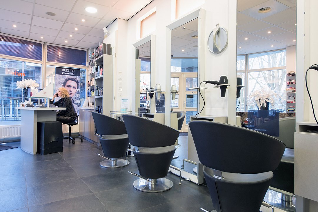 Enfin Haarmode, Dorpsstraat, Zoetermeer