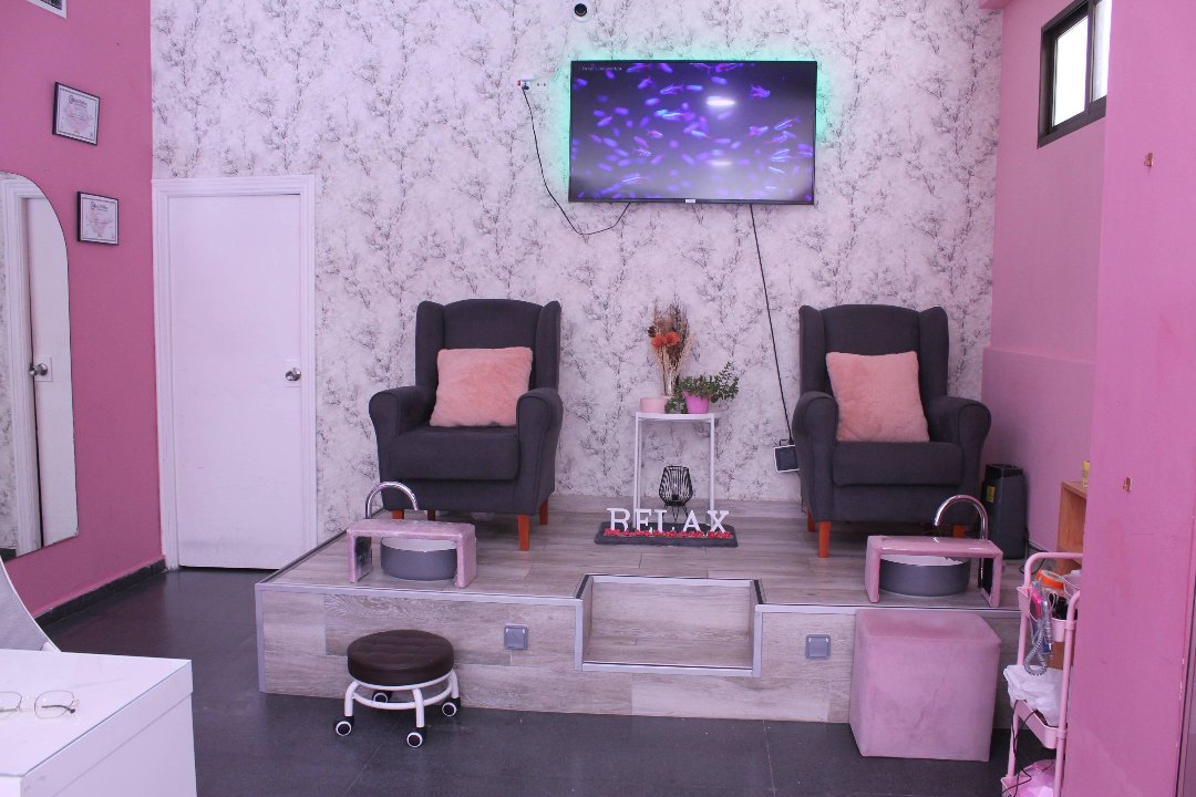 Dary Nails Boutique, Parla, Comunidad de Madrid