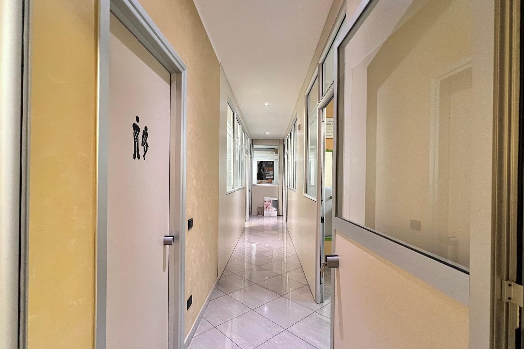 Mary Center, Cantù, Lombardia