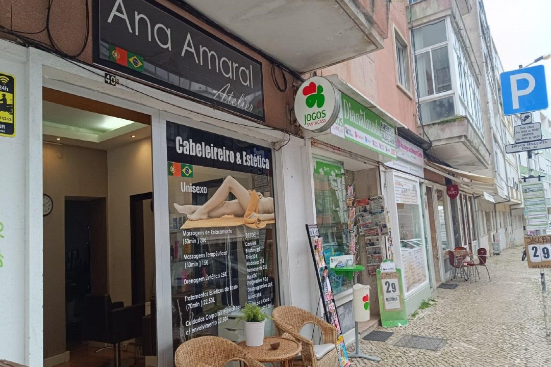 Milena Coly Cabeleireira - Especialista em Cachos, Almada