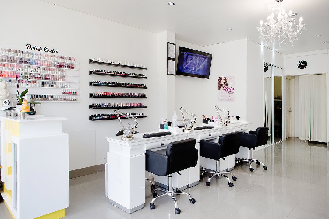 Royal Nails & Beauty, Romford, London