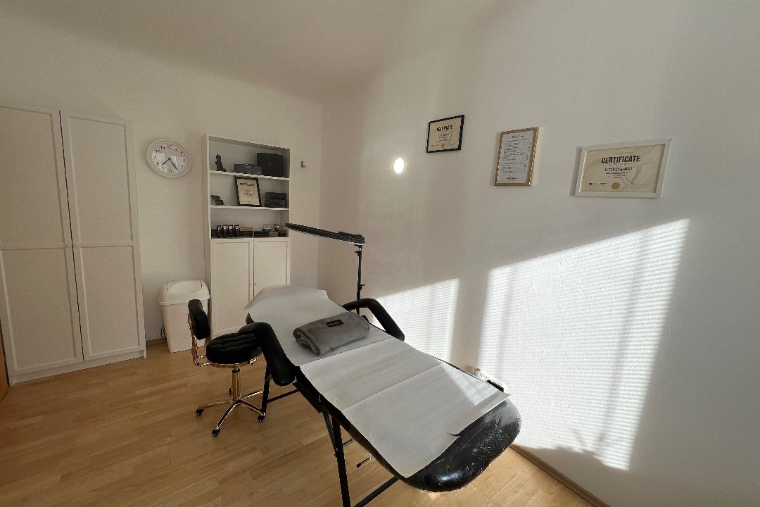 Elitsa Sichanova Permanent Make-up, 10. Bezirk, Wien