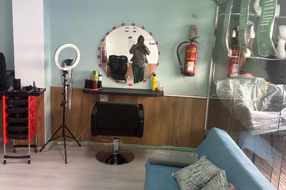 Trenzas Mady, Villaverde, Madrid