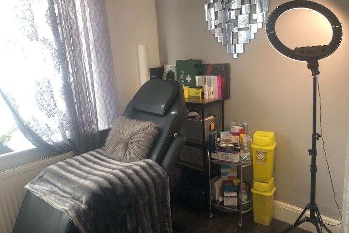 NS Clinic - Lip filler - Botox - Fat dissolve -Laser-skin booster - Eyelash extension - Dermaplanning- Microneedling