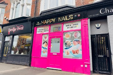 Happy Nails