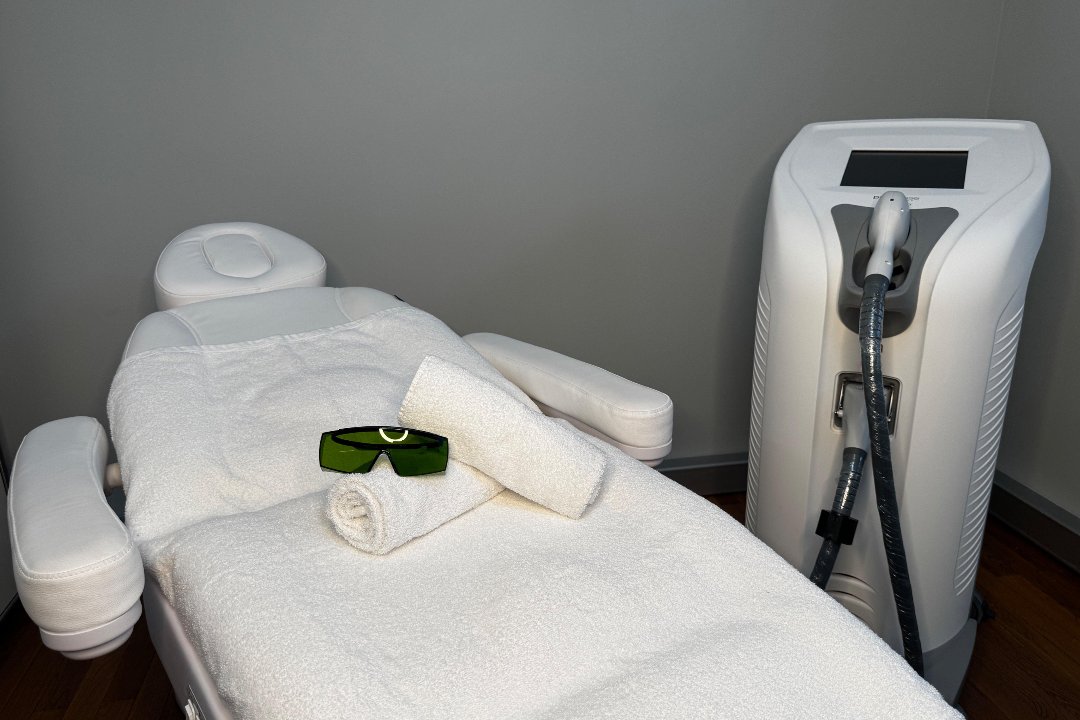 Nika Krupa (Hydrafacial Expertin) DoktorPerfekt Ästhetische Medizin, Kudamm, Berlin