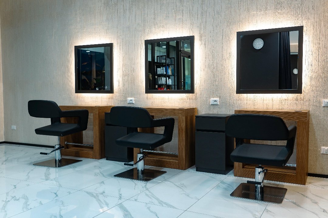 Ermanno We Love The Hair, Sostegno, Bologna