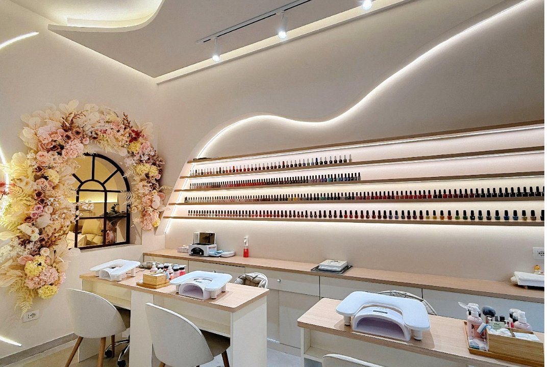 Momento Nail &SPA, Niguarda, Milano