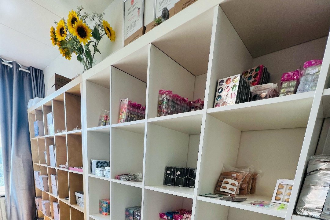 All4Beauty by Linh nagelstudio, Parkweg metro, Zuid-Holland