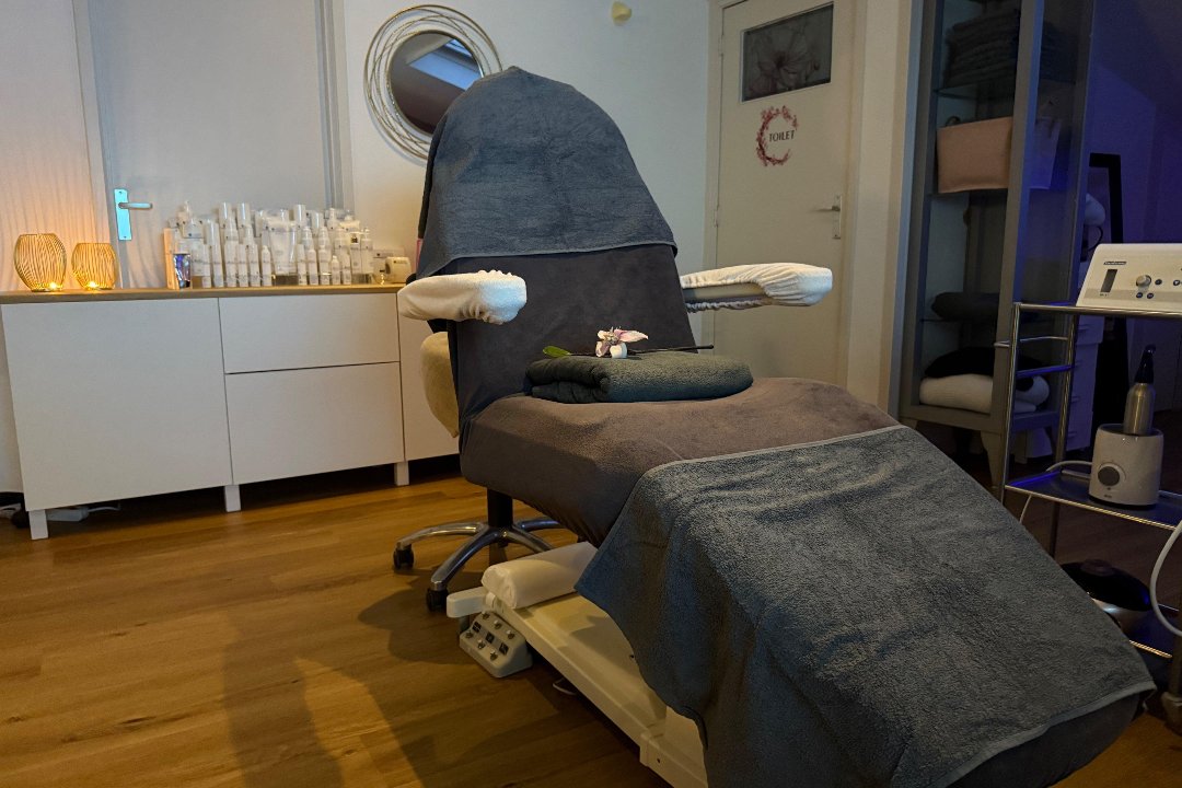 Salon Esperance Hillegom, Hillegom, Zuid-Holland