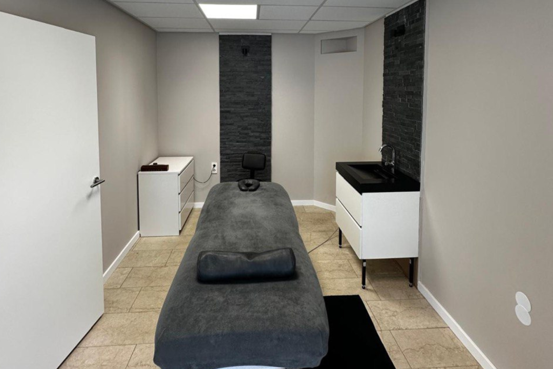 Massage Village, Groesbeek, Gelderland
