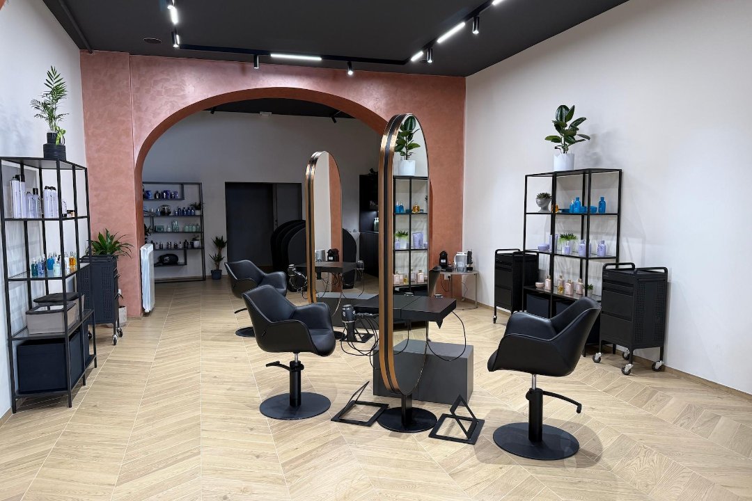 Mave Milano, Borgo Teresiano, Trieste