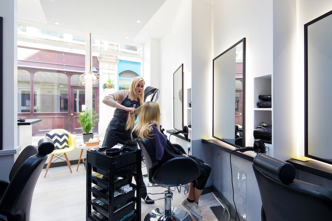 Mudpak Hair & Beauty, Blackfriars, London