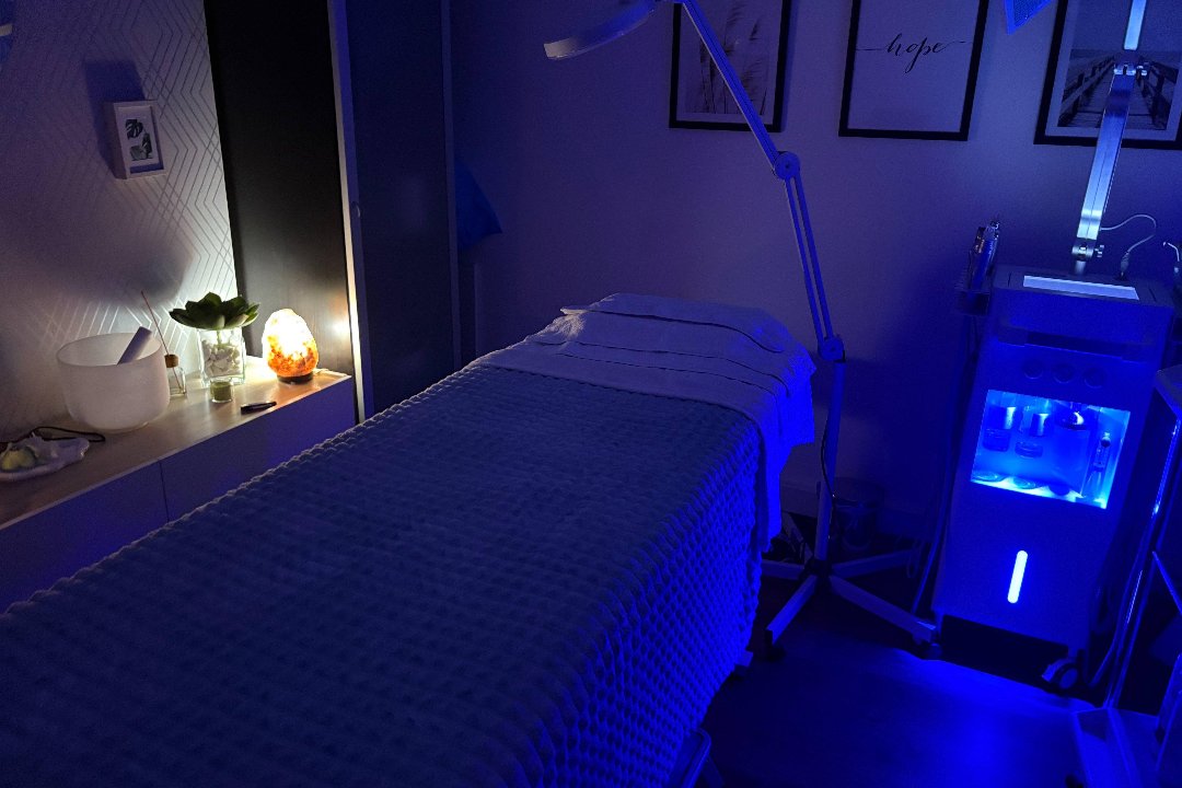 Korean Glow Suite, Av. de Mistral, Barcelona