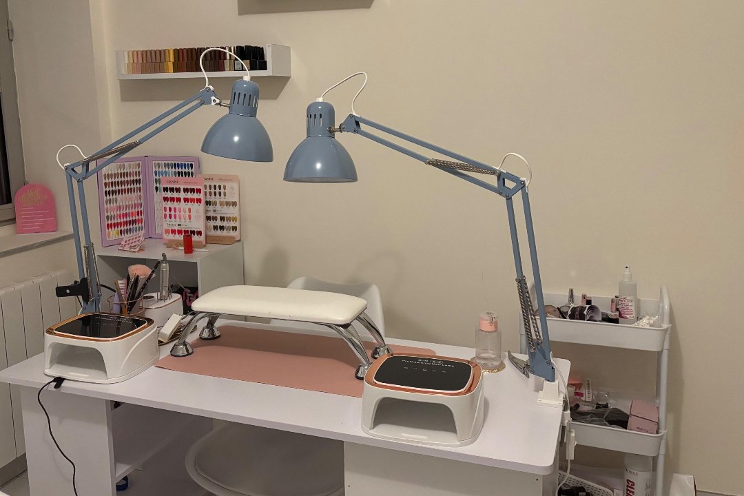 Nailsbym71, Verdun-Sur-Le-Doubs, Bourgogne
