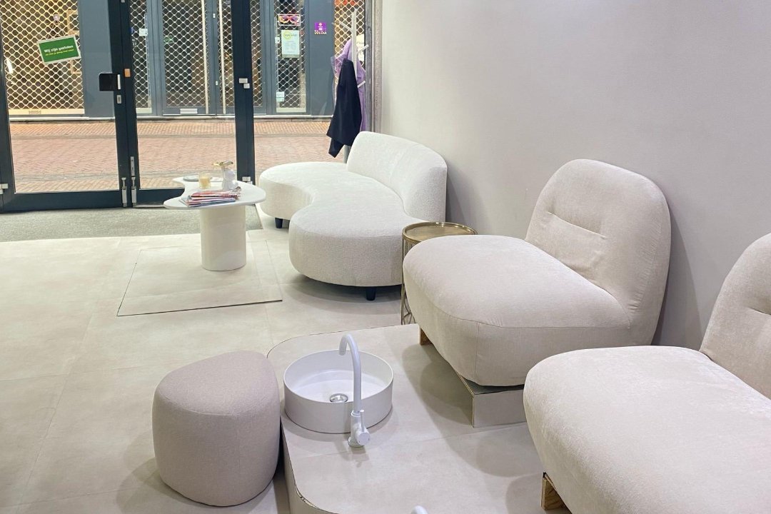 LR Beauty Center, Broersveld, Zuid-Holland